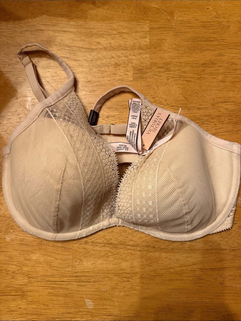 Victoria's Secret Beige Lace-Detail Full Coverage Bra